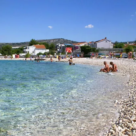 Apartman With Parking Space - 24468 *