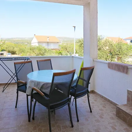 With Parking Space - 24468 Rogoznica (Sibenik-Knin)