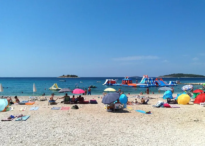 Appartement With Parking Space - 24468 Rogoznica (Sibenik-Knin)