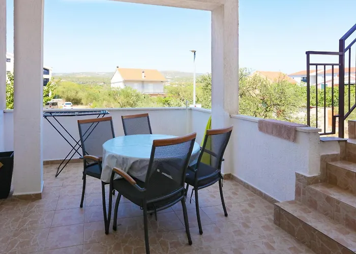 With Parking Space - 24468 Rogoznica (Sibenik-Knin)