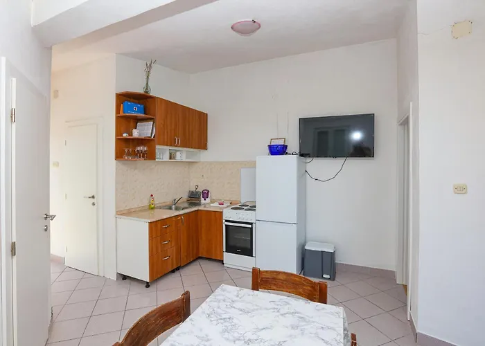 With Parking Space - 24468 * Rogoznica (Sibenik-Knin)